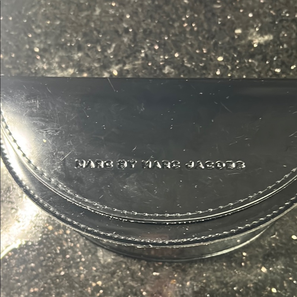 Marc By Marc Jacob lSunglass Case with Contrasting Stitching